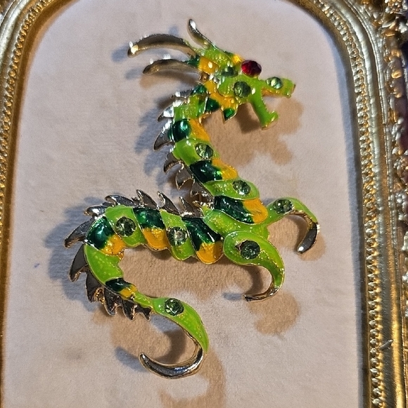 Enamel And Rhinestone Green and Yellow Dragon Brooch NWT Modern - Picture 1 of 4